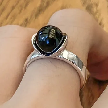 Корейски универсален и е с минималистичен дизайн, нишевое висококачествено пръстен от бял нефрит и черен ахат, женски отворен пръстен от сребро, бижута Изображение